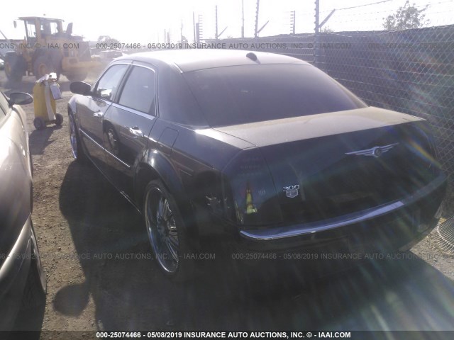 2C3AA63HX5H658633 - 2005 CHRYSLER 300C BLACK photo 3