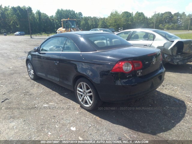 WVWFA7AH7AV010601 - 2010 VOLKSWAGEN EOS LUX 黑色 照片 3