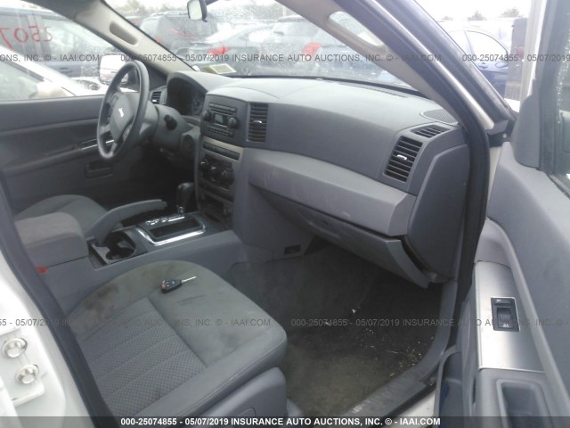 1J4GR48K56C100971 - 2006 JEEP GRAND CHEROKEE LAREDO/COLUMBIA/FREEDOM 白色 照片 5