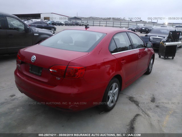 3VWLL7AJ4DM375412 - 2013 VOLKSWAGEN JETTA TDI RED photo 4