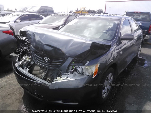 4T1BE46K67U626581 - 2007 TOYOTA CAMRY NEW GENERAT CE/LE/XLE/SE GRAY photo 2
