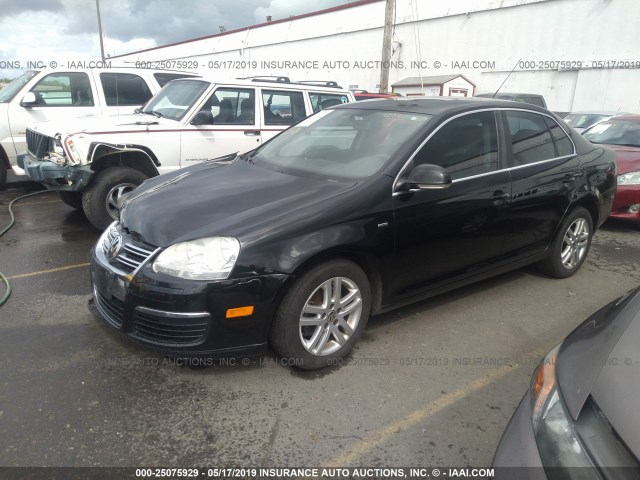 3VWEF71K17M174032 - 2007 VOLKSWAGEN JETTA WOLFSBURG 黑色 照片 2