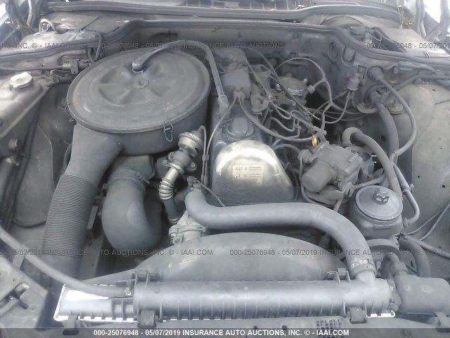 WDBCB20A9DB038637 - 1983 MERCEDES-BENZ 300 SD 浅蓝色 照片 10