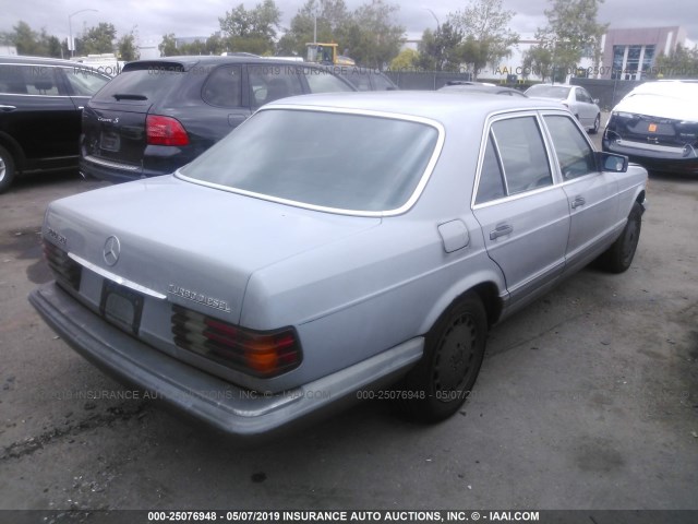 WDBCB20A9DB038637 - 1983 MERCEDES-BENZ 300 SD 浅蓝色 照片 4