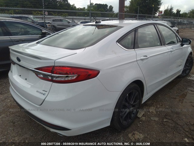 3FA6P0LU0JR132011 - 2018 FORD FUSION SE HYBRID WHITE photo 4