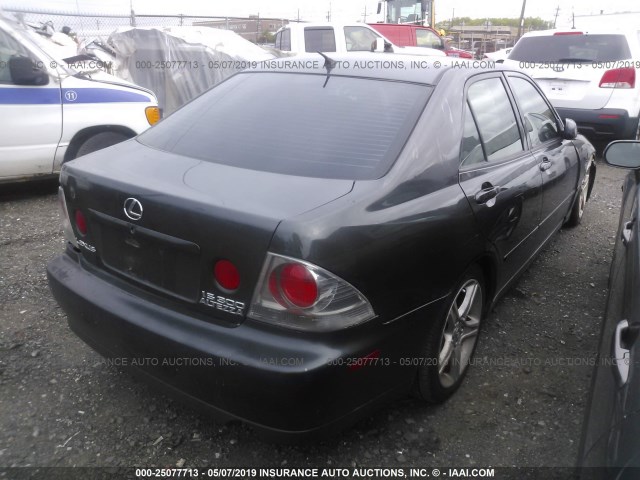 JTHBD182610030368 - 2001 LEXUS IS 300 BLACK photo 4