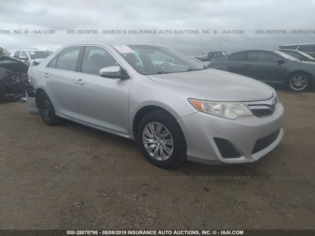 4T1BF1FK7CU063613 - 2012 TOYOTA CAMRY SE/LE/XLE SILVER photo 1