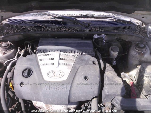 KNADC125956366600 - 2005 KIA RIO SILVER photo 10