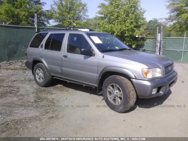 JN8AR07Y4YW422923 - 2000 NISSAN PATHFINDER LE/SE/XE SILVER photo 1