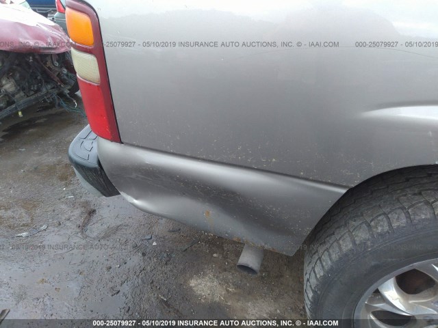 3GKFK16ZX2G333339 - 2002 GMC YUKON XL K1500 GRAY photo 6