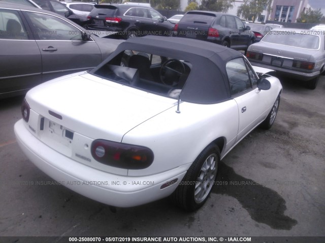 JM1NA3530V0729436 - 1997 MAZDA MX-5 MIATA WHITE photo 4