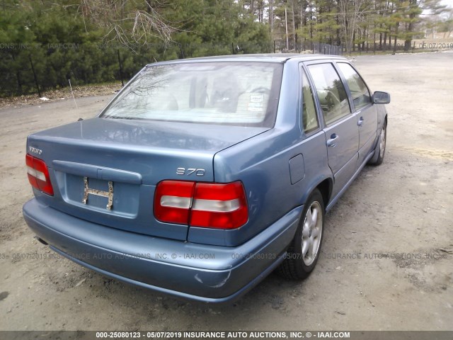 YV1LS5578W1493353 - 1998 VOLVO S70 Light Blue photo 4