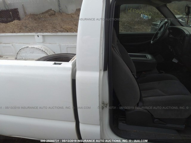 3GCEC14XX6G181574 - 2006 CHEVROLET SILVERADO C1500 WHITE photo 8