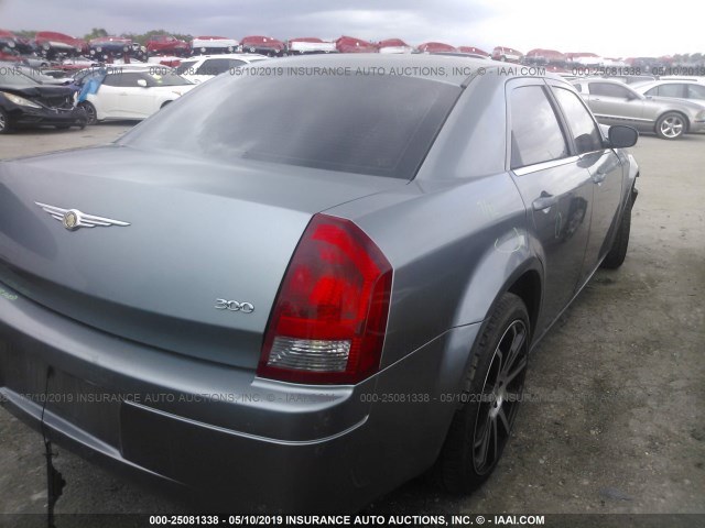 2C3KA43R37H702556 - 2007 CHRYSLER 300 GRAY photo 4