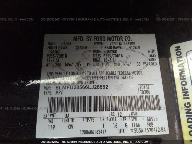 5LMFU28566LJ28852 - 2006 LINCOLN NAVIGATOR 黑色 照片 9