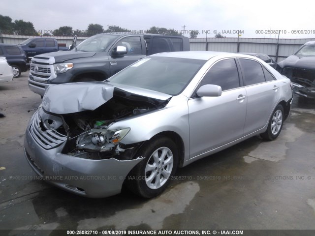 4T1BE46K48U249511 - 2008 TOYOTA CAMRY CE/LE/XLE/SE SILVER photo 2