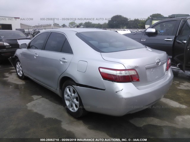 4T1BE46K48U249511 - 2008 TOYOTA CAMRY CE/LE/XLE/SE SILVER photo 3
