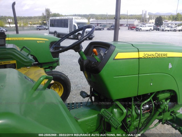 IPY5065EACB009073 - 2010 JOHN DEERE 5065F  GREEN photo 5