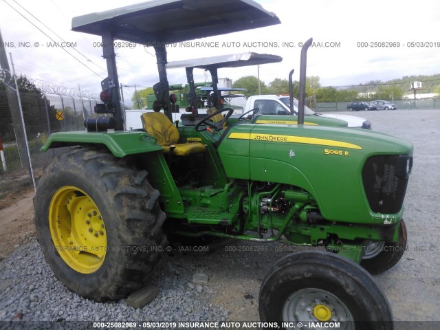 IPY5065EACB009073 - 2010 JOHN DEERE 5065F  GREEN photo 6