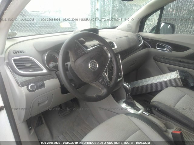 KL4CJESB5FB271231 - 2015 BUICK ENCORE WHITE photo 5