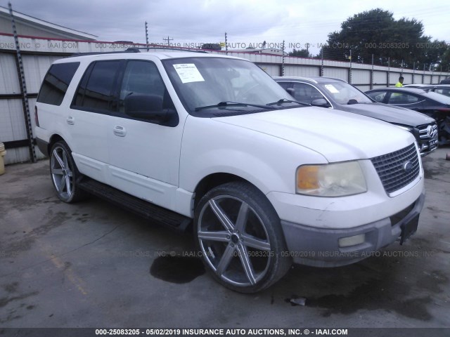 1FMRU15W33LC56761 - 2003 FORD EXPEDITION XLT WHITE photo 1