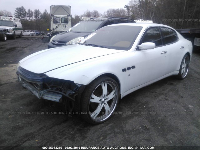 ZAMCE39A950018902 - 2005 MASERATI Quattroporte M139 WHITE photo 2