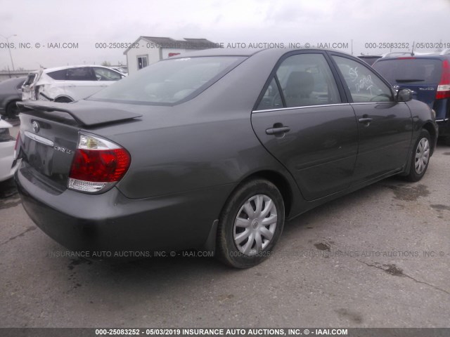 4T1BE30K55U631321 - 2005 TOYOTA CAMRY LE/XLE/SE GRAY photo 4