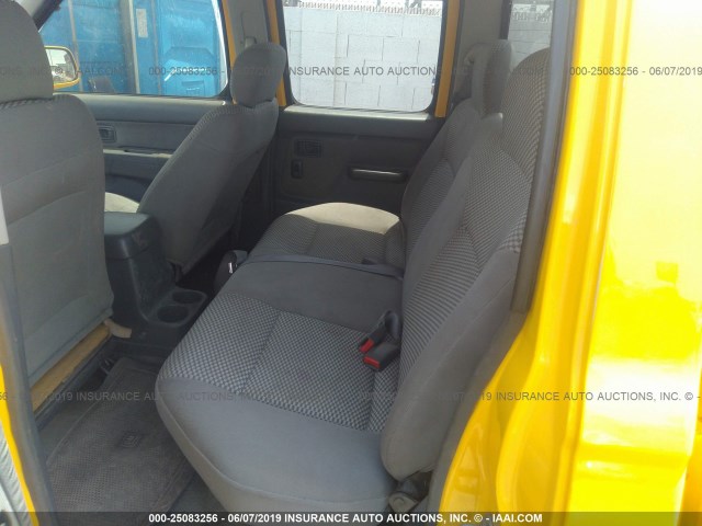 1N6ED27Y11C368847 - 2001 NISSAN FRONTIER CREW CAB XE/CREW CAB SE YELLOW photo 8