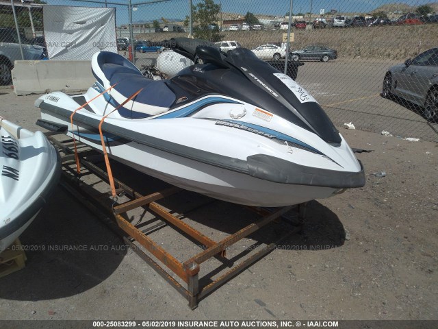 YAMA2793J304 - 2003 YAMAHA FX CRUISER WHITE photo 1