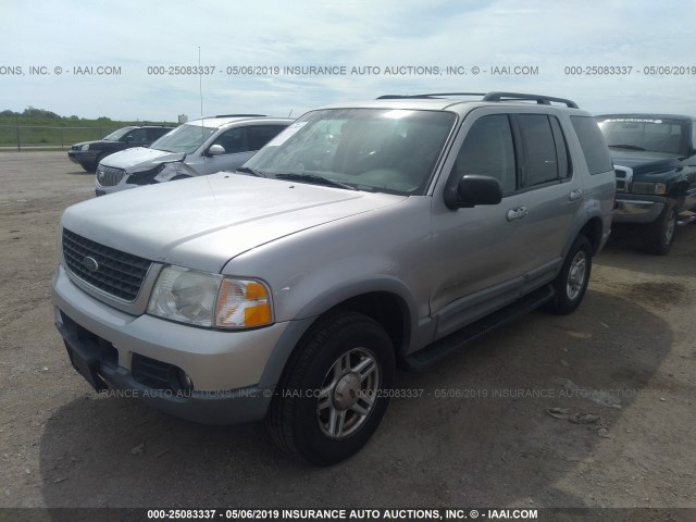 1FMZU73K02ZC60426 - 2002 FORD EXPLORER XLT SILVER photo 2