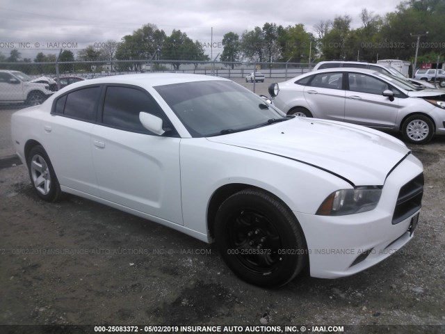 2C3CDXAT8CH221143 - 2012 DODGE CHARGER POLICE WHITE photo 1