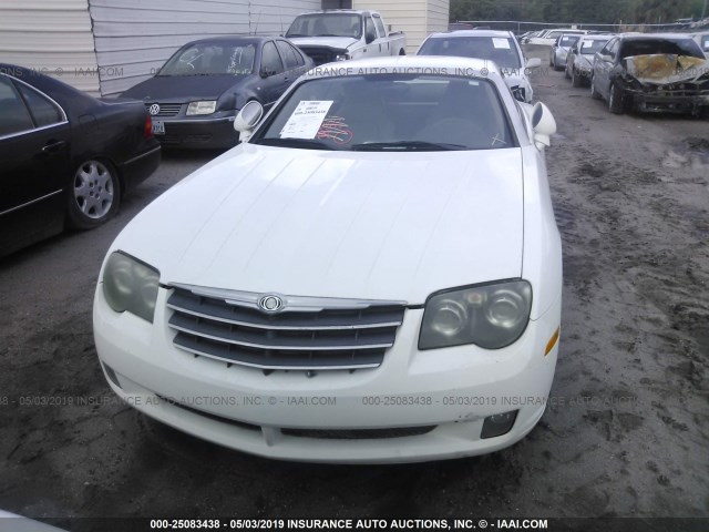 1C3AN69L04X017923 - 2004 CHRYSLER CROSSFIRE LIMITED WHITE photo 6