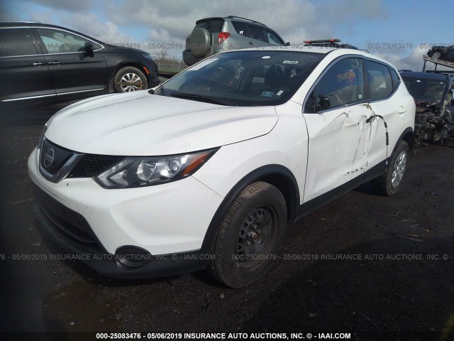 JN1BJ1CR5JW250874 - 2018 NISSAN ROGUE SPORT S/SV/SL WHITE photo 2