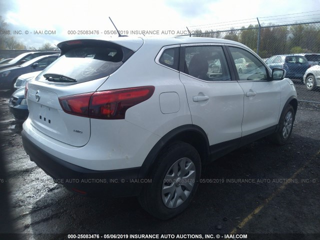 JN1BJ1CR5JW250874 - 2018 NISSAN ROGUE SPORT S/SV/SL WHITE photo 4