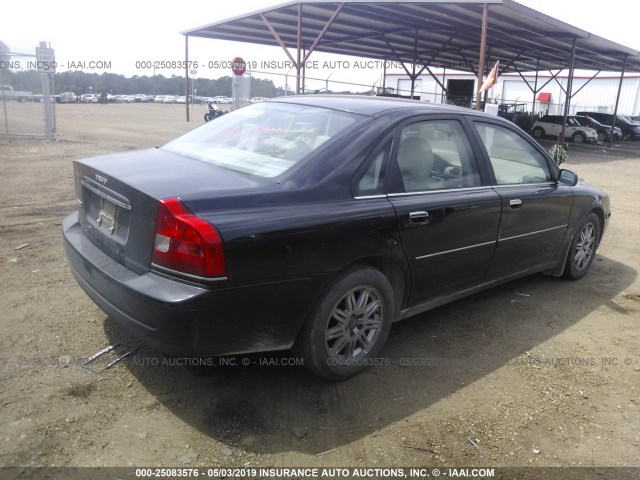 YV1TS592X51392506 - 2005 VOLVO S80 2.5T BLACK photo 4