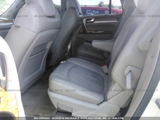 5GALRBED5AJ107679 - 2010 BUICK ENCLAVE CXL WHITE photo 8