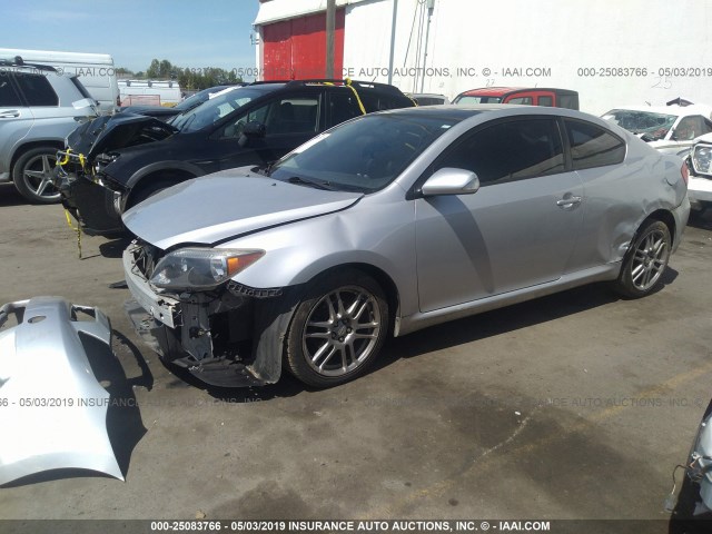 JTKDE177060135928 - 2006 TOYOTA SCION TC SILVER photo 2