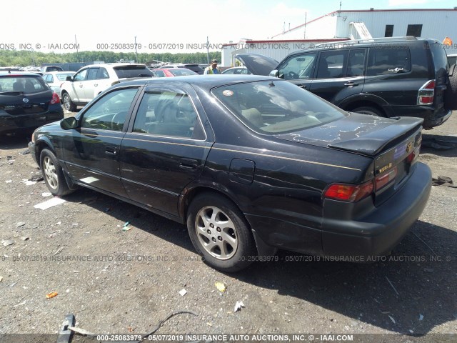 4T1BF28K4WU062362 - 1998 TOYOTA CAMRY CE/LE/XLE BLACK photo 3