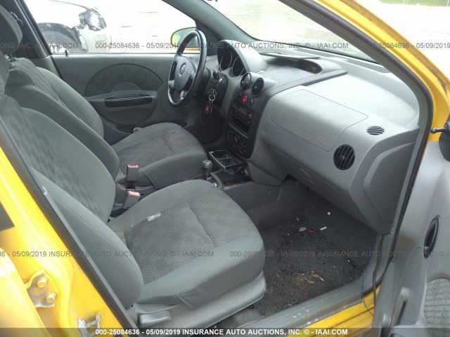 KL1TD62665B351164 - 2005 CHEVROLET AVEO LS YELLOW photo 5