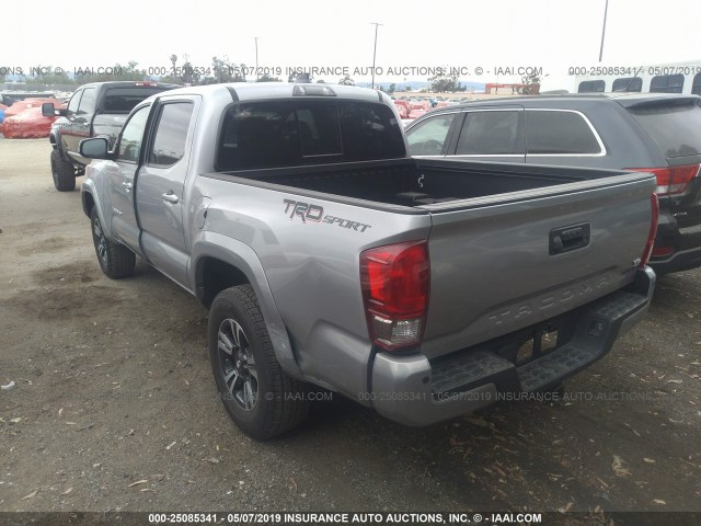 3TMAZ5CN5HM049198 - 2017 TOYOTA TACOMA DBL CAB/SR5/TRD SPORT/OR GRAY photo 3