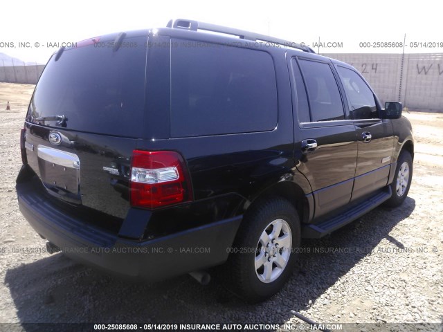 1FMFU15597LA96403 - 2007 FORD EXPEDITION XLT BLACK photo 4