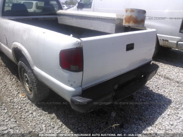 1GCDT14X4WK207364 - 1998 CHEVROLET S TRUCK S10 WHITE photo 8