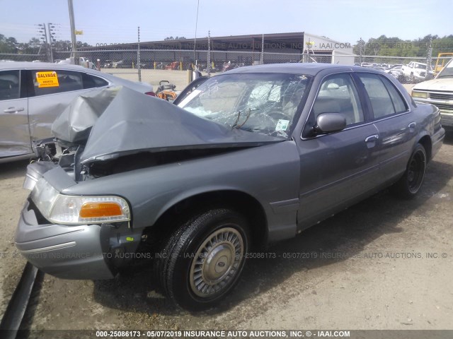 2FAFP73W6XX210053 - 1999 FORD CROWN VICTORIA  GRAY photo 2