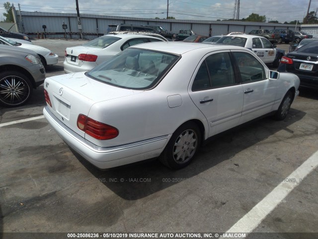 WDBJF65H2XA891836 - 1999 MERCEDES-BENZ E 320 WHITE photo 4