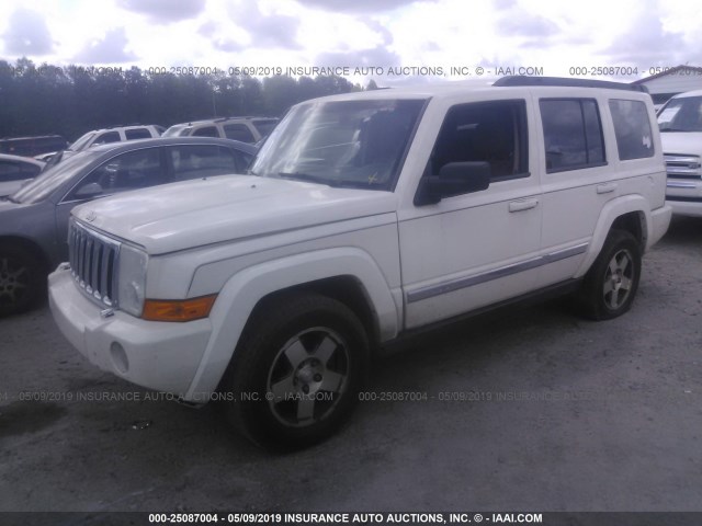 1J4RH4GKXAC113852 - 2010 JEEP COMMANDER SPORT WHITE photo 2