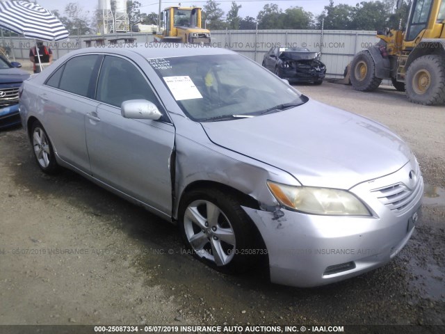 4T1BE46K99U889098 - 2009 TOYOTA CAMRY SE/LE/XLE SILVER photo 1