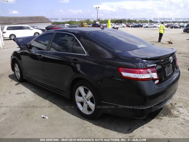 4T1BK3EK2BU130352 - 2011 TOYOTA CAMRY SE/LE/XLE BLACK photo 3