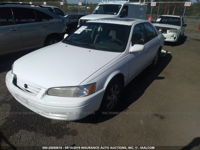 JT2BF22K9W0085018 - 1998 TOYOTA CAMRY CE/LE/XLE 白色 照片 2