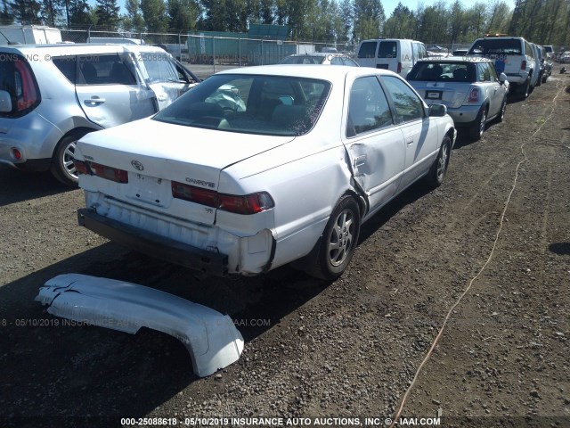 JT2BF22K9W0085018 - 1998 TOYOTA CAMRY CE/LE/XLE 白色 照片 4