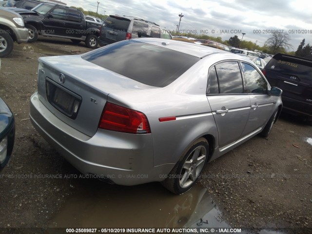 19UUA66206A010445 - 2006 ACURA 3.2TL SILVER photo 4